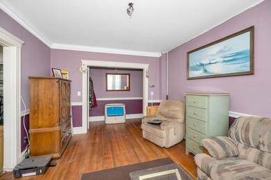 25 Roslyn St unit 11, Salem, MA 01970 - photo 3