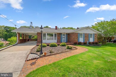 12813 Bluet Ln, Silver Spring, MD 20906 - photo 5