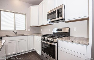 5 included cabinet colors
