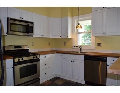 21 Orchard St unit 21, Northampton, MA 01060 - photo 2