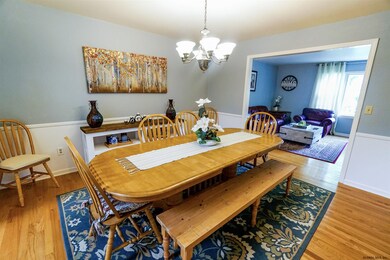 1261 Cranbrook Ct, Schenectady, NY 12309 - photo 7