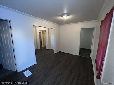 7509 Mettetal St, Detroit, MI 48228 - photo 5