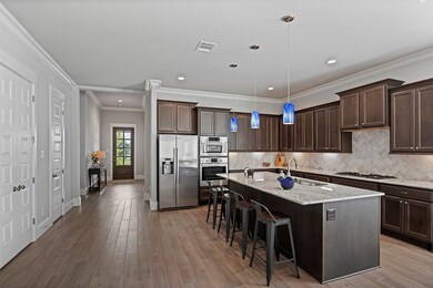 Open kitchen w/ large island