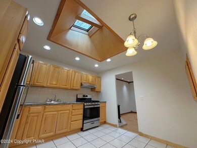 204 W George St, Milford, PA 18337 - photo 5