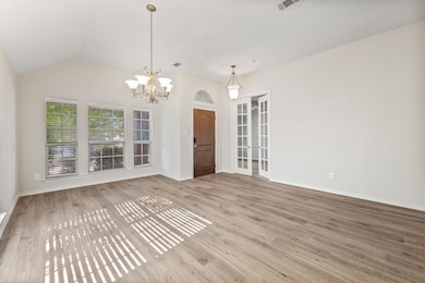 7717 Black Willow Ln, Arlington, TX 76002 - photo 7