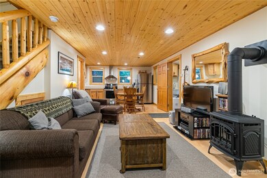 21004 Pinnacle Rd, Deming, WA 98244 - photo 3