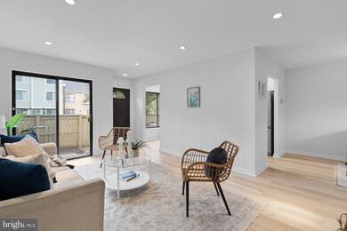 9307 Bathgate Ct, Montgomery Village, MD 20886 - photo 6