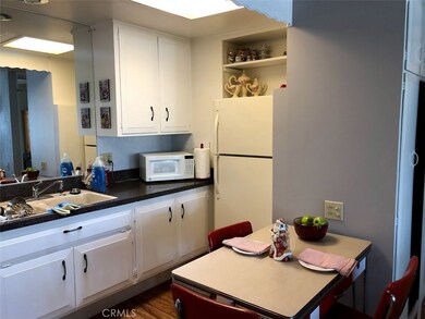 1842 Thunderbird Dr unit M2-1-B, Seal Beach, CA 90740 - photo 7