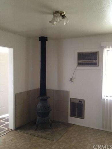 6713 Quepas Rd, Twentynine Palms, CA 92277 - photo 7