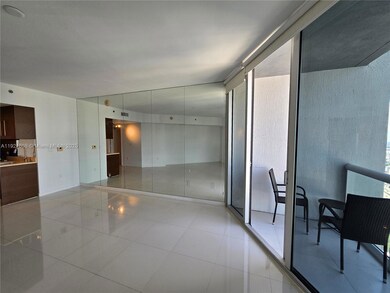 Icon Brickell Tower 1 unit 4908, Miami, FL 33131 - photo 4