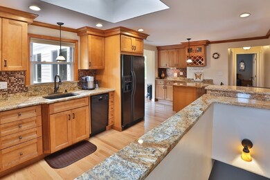 4 Lake Ave, Saugus, MA 01906 - photo 3