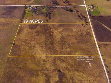 527 Valentine Bluff Rd, Forestburg, TX 76239 - photo 4