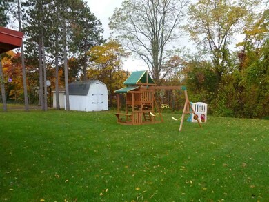 57177 Pine View Dr, South Bend, IN 46619 - photo 4