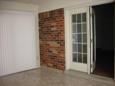 3201 Foxchase Ct, Lexington, KY 40515 - photo 7