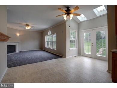 344 Aftons Cir, Spring City, PA 19475 - photo 5