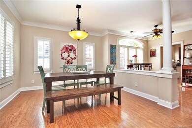 Formal dining room or living room -  lots of optio