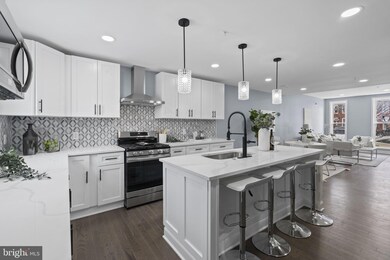 1030 N Broadway, Baltimore, MD 21205 - photo 3