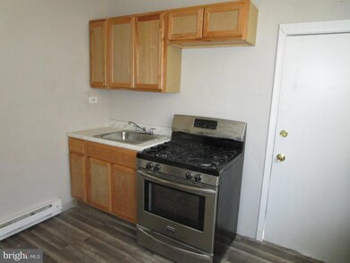 5358 Woodland Ave unit 1ST FL REAR, Philadelphia, PA 19143 - photo 6