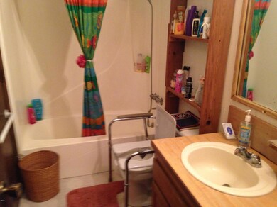 1150 SW 13th St, Lincoln City, OR 97367 - photo 4