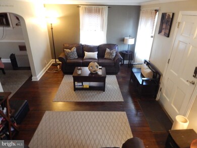 409 E Magnolia Ave, Aldan, PA 19018 - photo 6