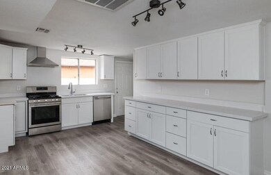 2315 N 27th St, Phoenix, AZ 85008 - photo 5