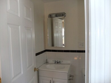 36 Massachusetts Ave unit 1 Right, Quincy, MA 02169 - photo 7