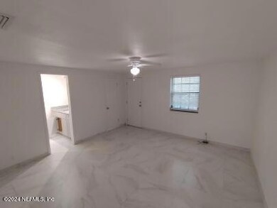 1530 Ryar Rd unit 3, Jacksonville, FL 32216 - photo 4