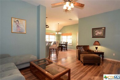 709 Chicago St, San Marcos, TX 78666 - photo 2
