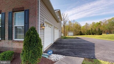 6826 Silverbrook Dr, Spotsylvania Courthouse, VA 22553 - photo 4