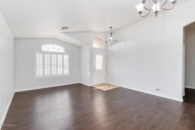 862 E Constitution Dr, Chandler, AZ 85225 - photo 6