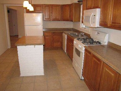 1306 E Evergreen St, Wheaton, IL 60187 - photo 7