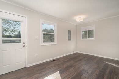 Eat-in Kitchen Area
