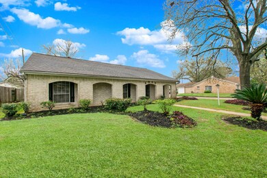 6943 Northleaf Dr, Houston, TX 77086 - photo 3