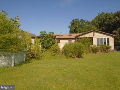 2601 Boulevard Place, Sparrows Point, MD 21219 - photo 4