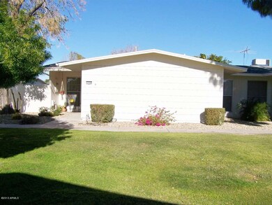 17226 N 105th Ave, Sun City, AZ 85373 - photo 2