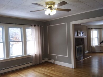 359 Marshland Ct, Troy, NY 12180 - photo 2