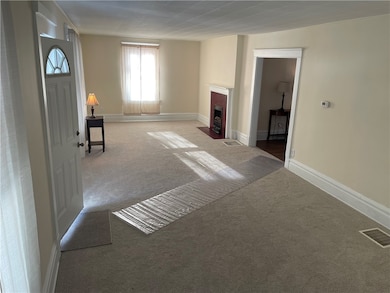 Wonderful space with new carpeting!