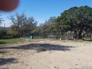 20611 Scenic Loop Rd, Helotes, TX 78023 - photo 2