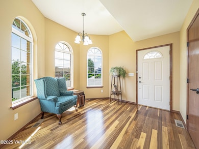 9203 Yakima Ct-40