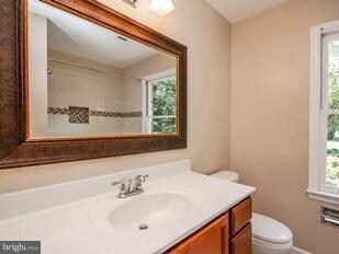 8706 Shadowlake Way, Springfield, VA 22153 - photo 4
