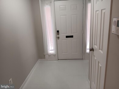 128 W Barre St, Baltimore, MD 21201 - photo 4