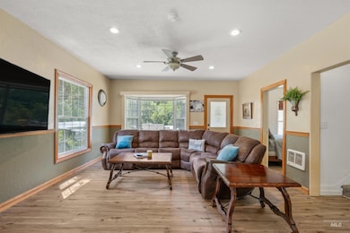 812 Main St, Kendrick, ID 83537 - photo 3