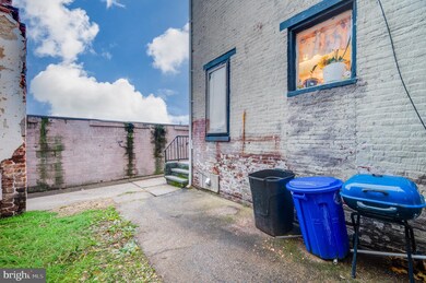 419 N 2nd St, Reading, PA 19601 - photo 6