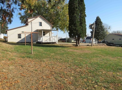 712 S 2nd St, Maquoketa, IA 52060 - photo 5