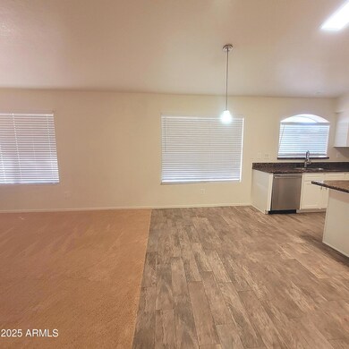 2033 S Rowen, Mesa, AZ 85209 - photo 5