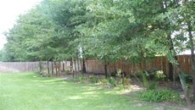 138 Abercorn St, Warner Robins, GA 31088 - photo 4