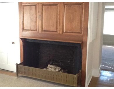 649 Main St unit Right Side, Woburn, MA 01801 - photo 5