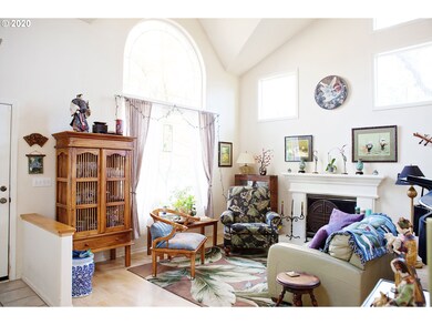 2555 Laurel Hill Dr, Eugene, OR 97403 - photo 6