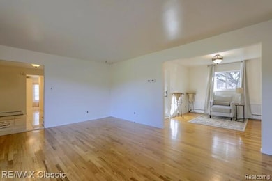 29230 Bermuda Ln, Southfield, MI 48076 - photo 7