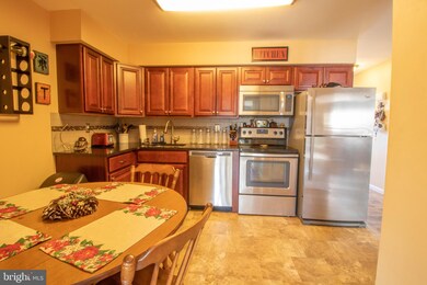911 Silver Ct, Hamilton Square, NJ 08690 - photo 7